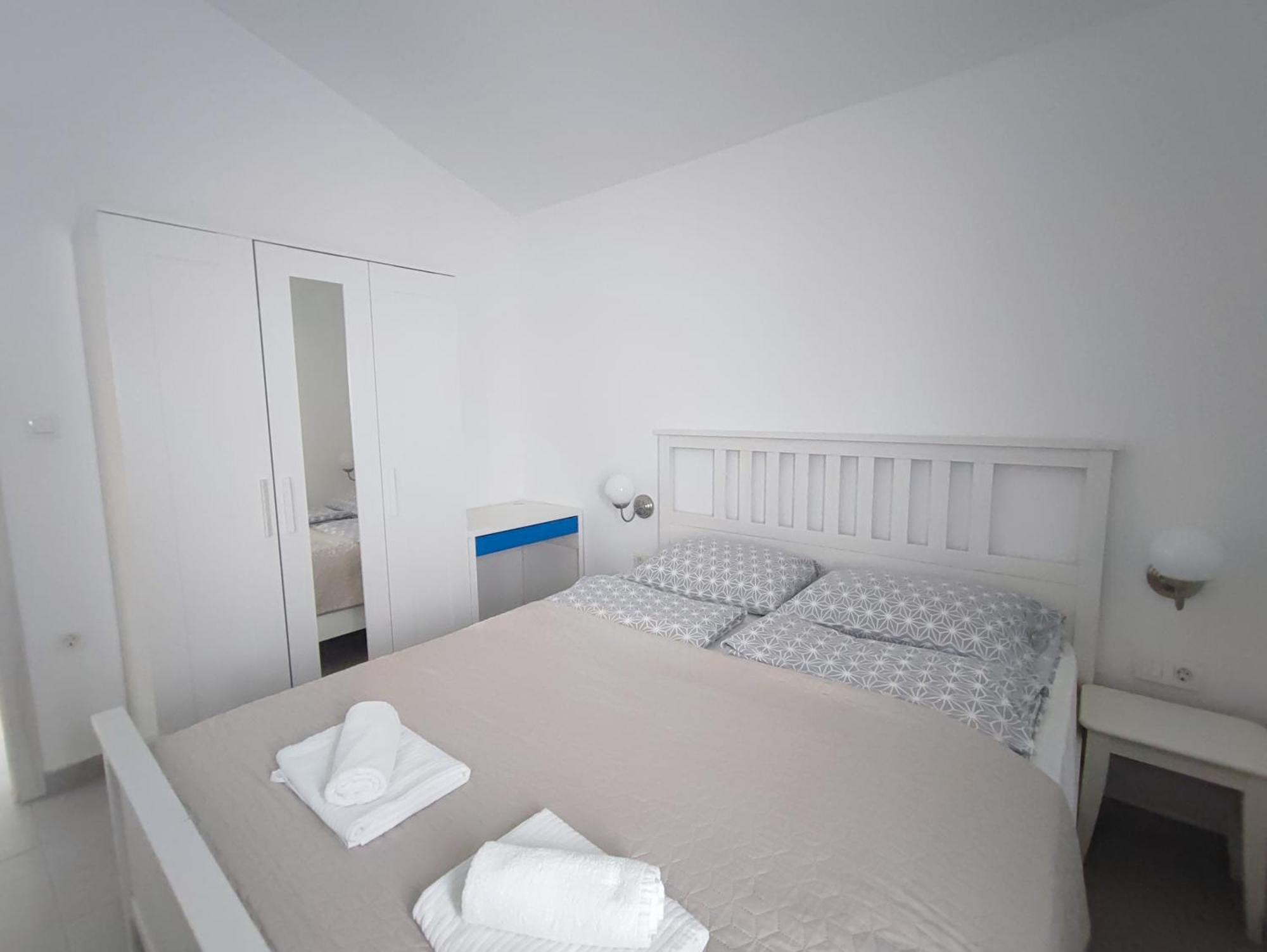 Apartmani Plaza Selce Exteriör bild